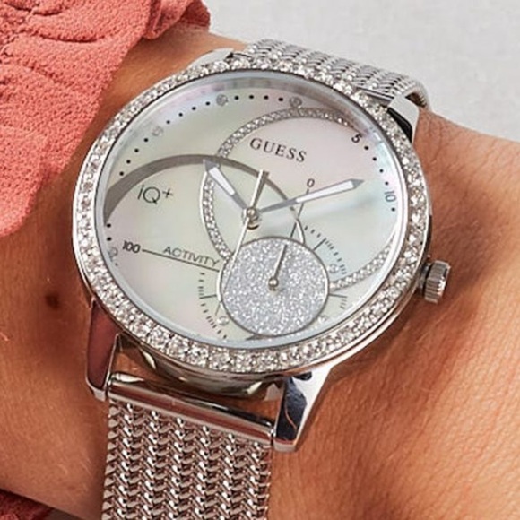 New Guess Connect Hybrid Smartwatch - Picture 1 of 7